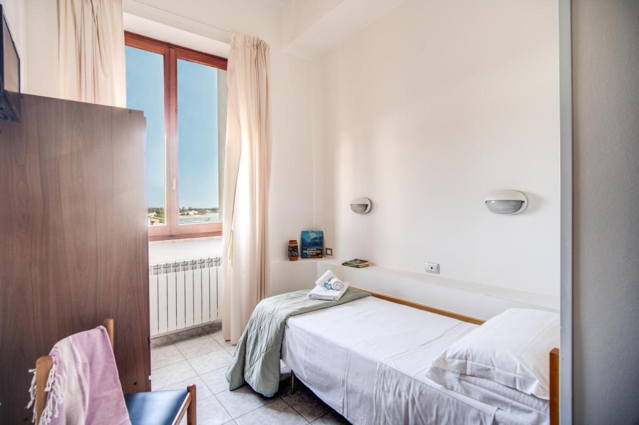 Villa Mg Hotel Santa Marinella Kültér fotó