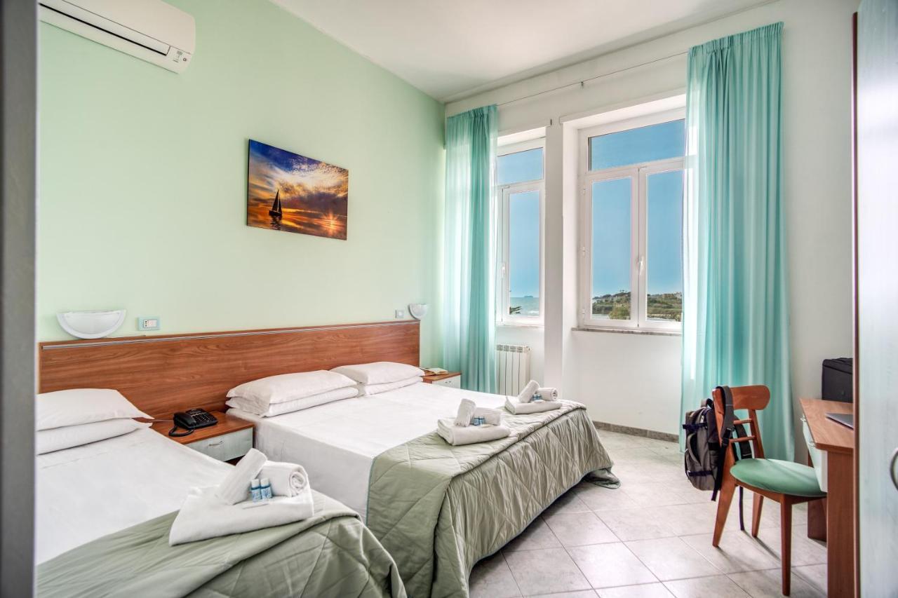 Villa Mg Hotel Santa Marinella Kültér fotó