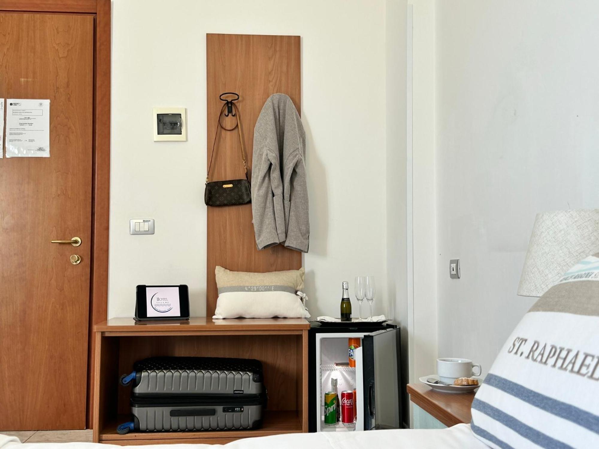 Villa Mg Hotel Santa Marinella Kültér fotó